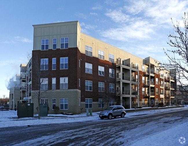 Graham Place Senior Living Saint Paul, MN Apartment Finder