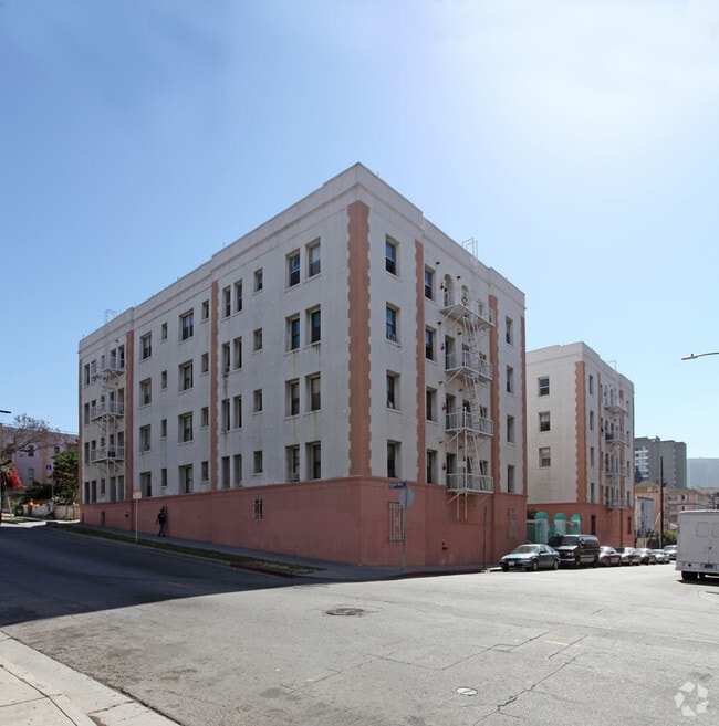 St James Apartments Los Angeles, CA Apartment Finder