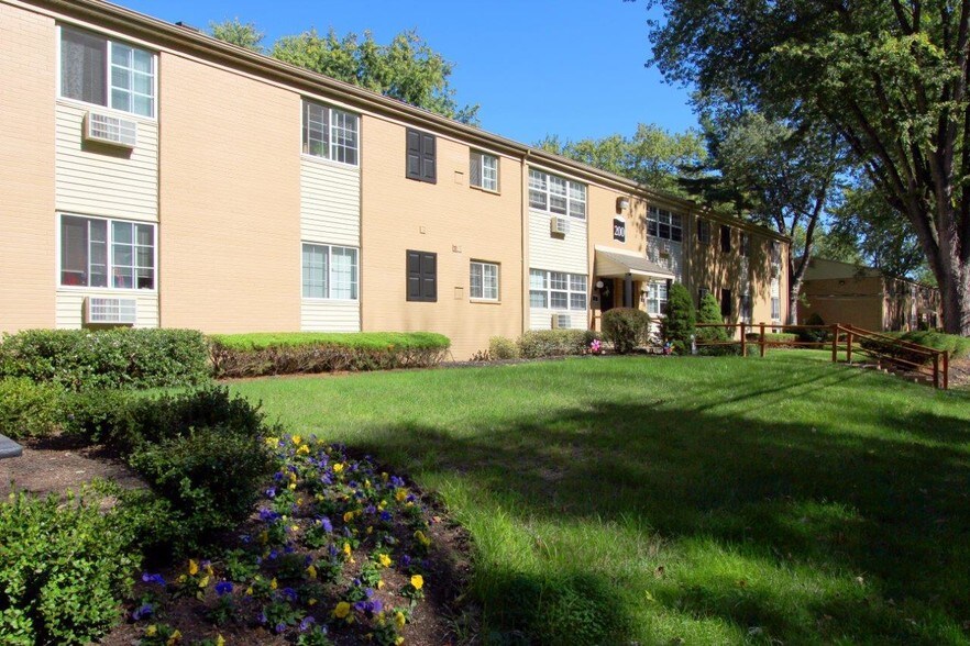 Hidden Forest Apartments Fairless Hills, PA Apartment Finder