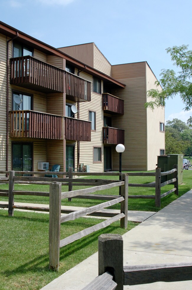 Cedar Ridge Richton Park, IL Apartment Finder