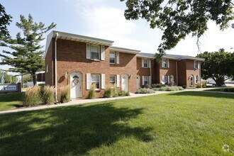 arbors eastland bloomington