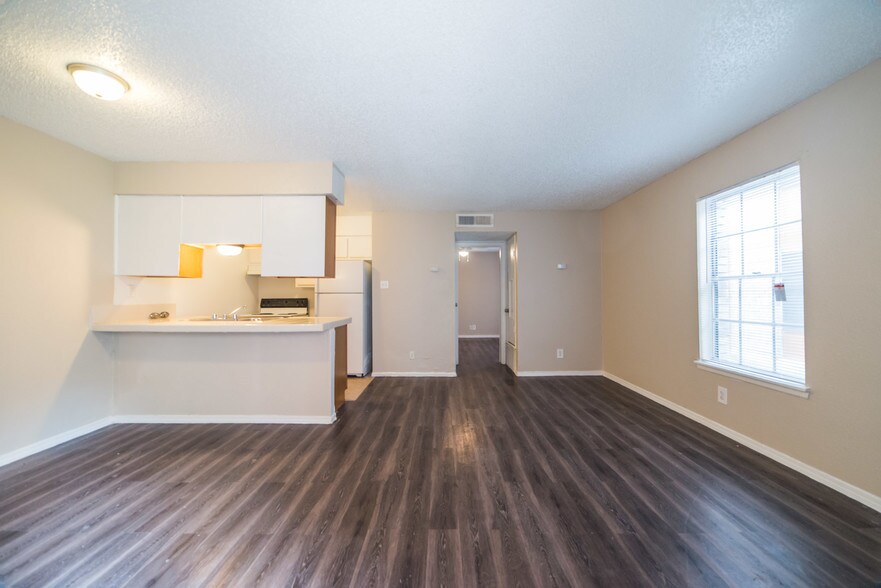 Oaks On Bandera San Antonio Tx Apartment Finder