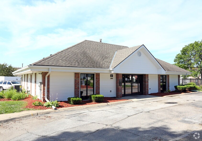 Beacon Hill Apartments Omaha, NE Apartment Finder