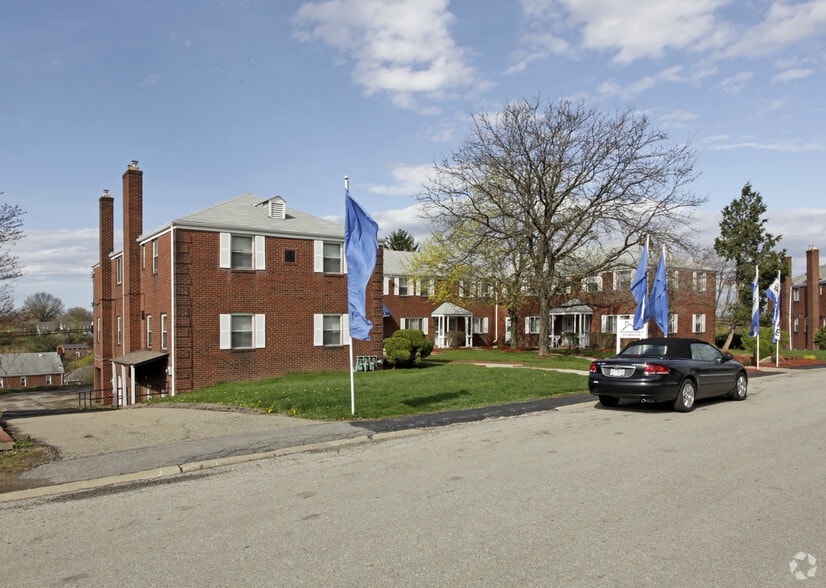 Whitehall Place - Pittsburgh, PA | Apartment Finder Whitehall Place - Pittsburgh, PA | Apartment Finder