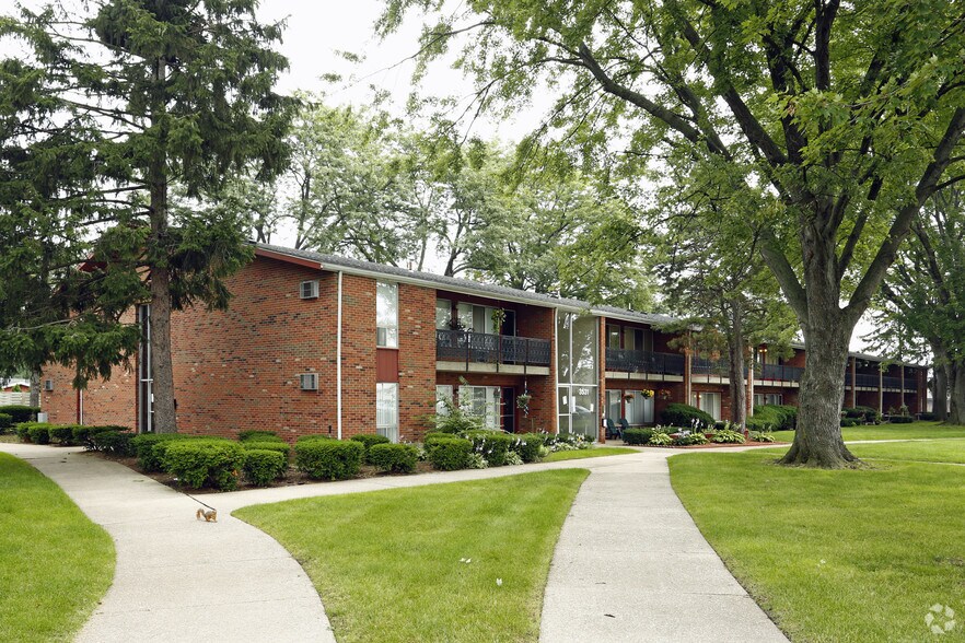 Garden Arms of Westgate Toledo, OH Apartment Finder