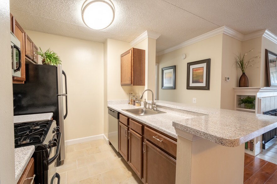 Eos 21 Apartment Homes Alexandria Va Finder