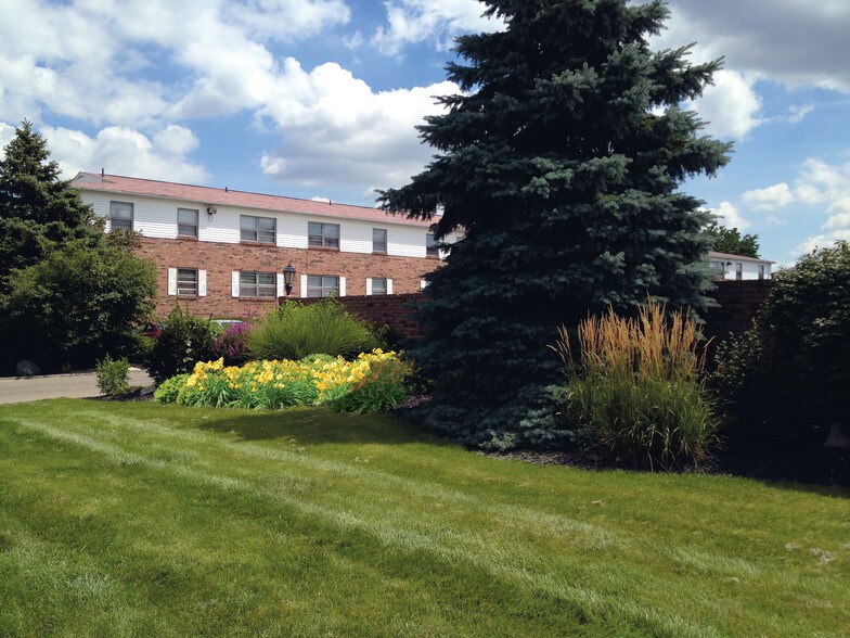 The Commons at Victoria Village Columbus, OH Apartment Finder