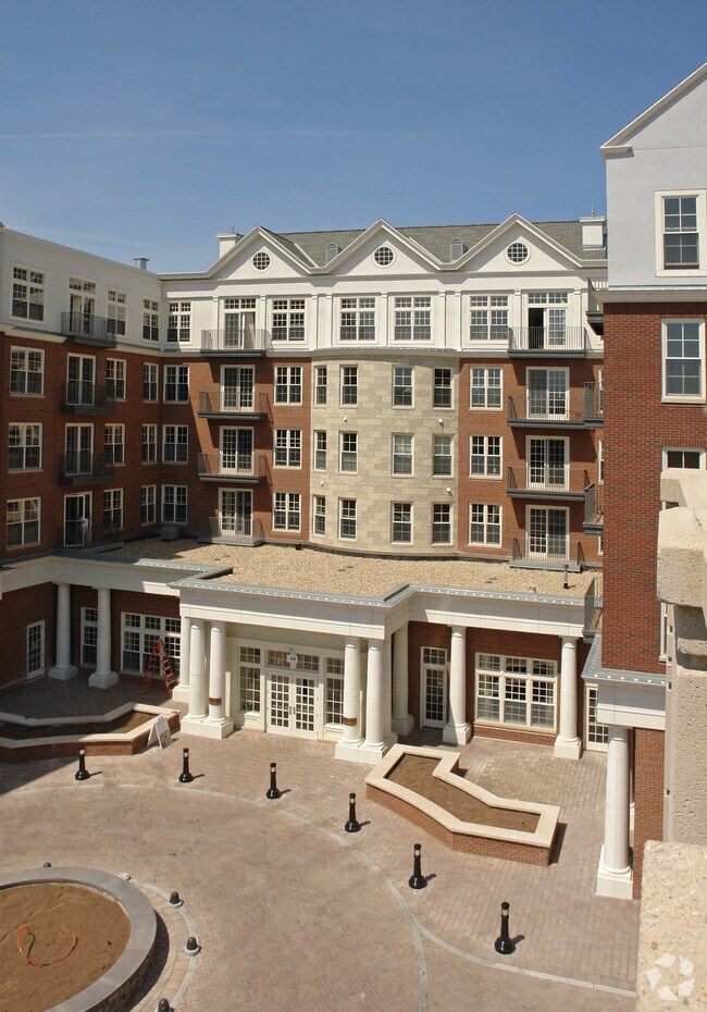 The Lofts at Blue Back Square West Hartford, CT Apartment Finder