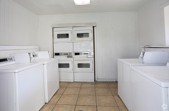 vineyard trace apartments houston tx apartment finder laundry works houston