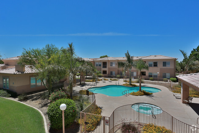 Lake Pleasant Village Apartments - Peoria, AZ | Apartment Finder