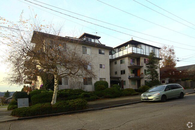 Sunray Apartments Seattle Wa Apartment Finder Primary Photo Sunray Apartments