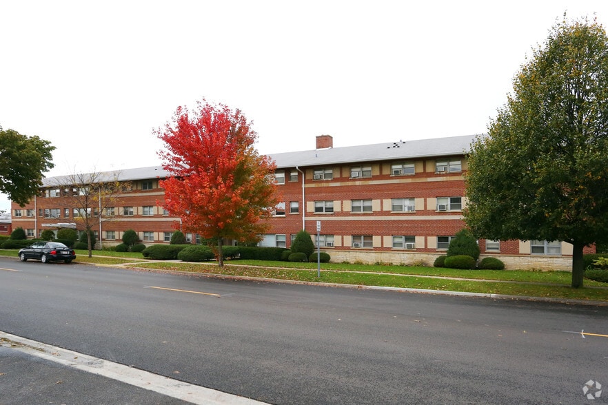 Arlington Gardens Apartments Arlington Heights Il Arlington Gardens Apartments Arlington Heights Il