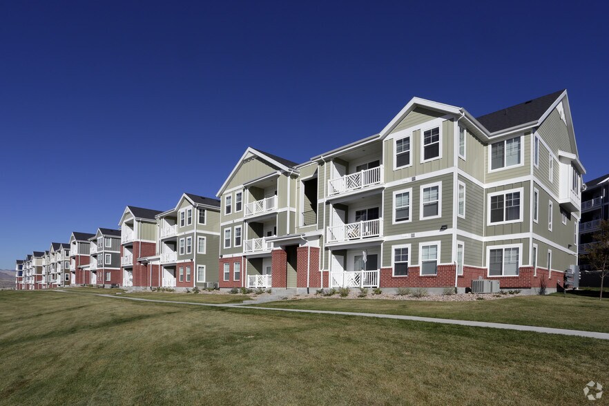 Cresthaven Luxury Apartments Lehi, UT Apartment Finder