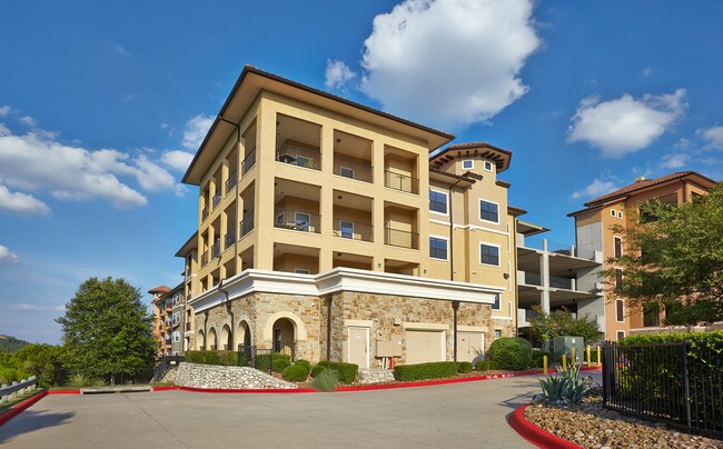 West Lake Vistas Austin, TX Apartment Finder