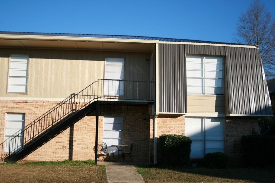 Upland Apartments Birmingham, AL Apartment Finder