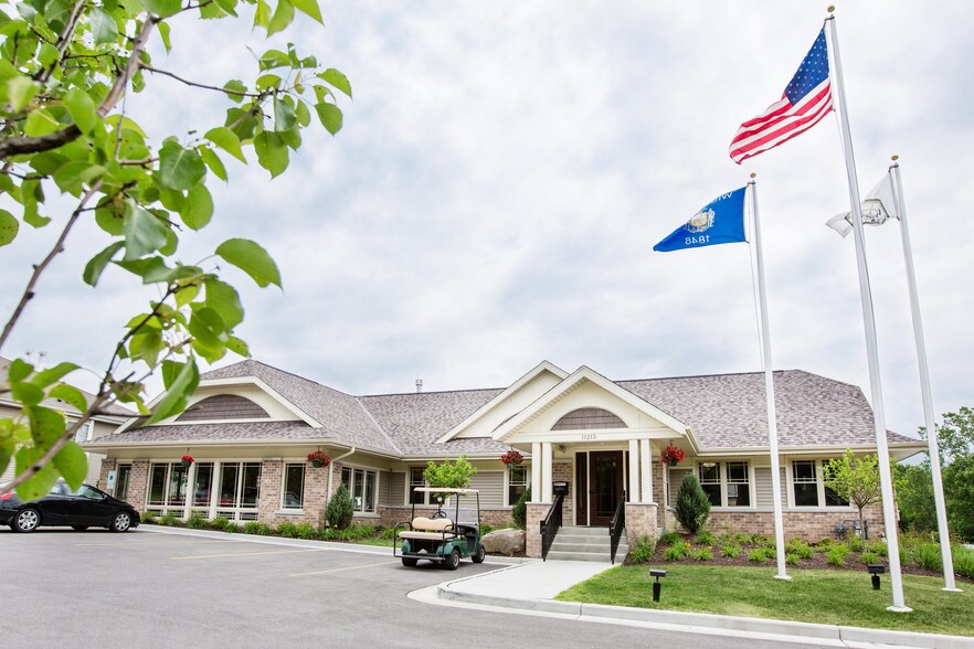 Rivershire* Greenfield, WI Apartment Finder