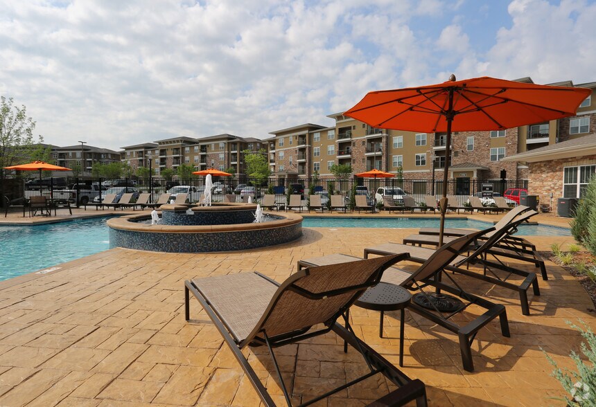 Residences at Prairiefire Overland Park, KS Apartment Finder