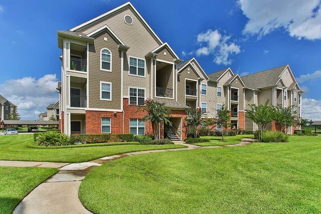 Advenir At Wynstone - Houston, TX | Apartment Finder