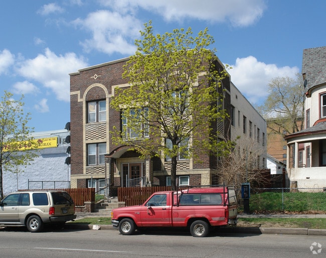 2940 Portland Ave Minneapolis, MN Apartment Finder
