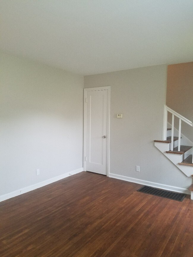Meadowlark Apartments Wichita Ks Apartment Finder Building Photo Meadowlark Apartments