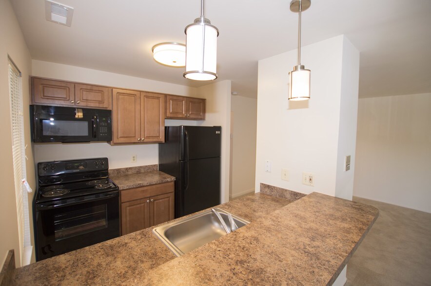 The Bluffs at Clary's Forest Apartments Columbia, MD Apartment Finder