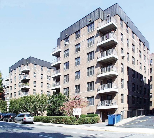 16 N Broadway White Plains, NY Apartment Finder