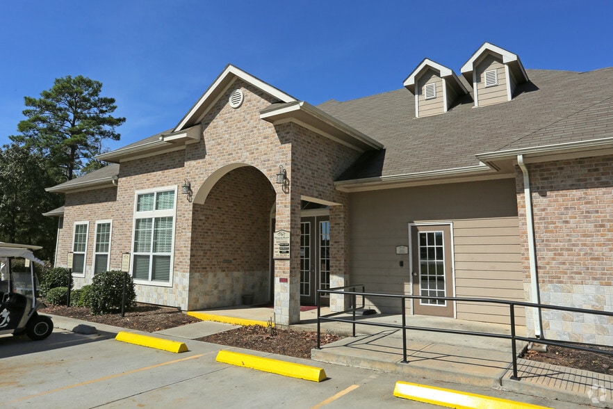 Woodside Manor Conroe, TX Apartment Finder