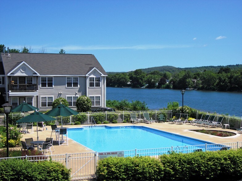 Riverwalk Apartments Cohoes, NY Apartment Finder