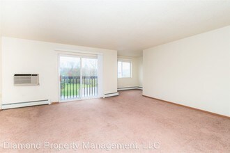 Fox Valley Meadows - Menasha, WI | Apartment Finder