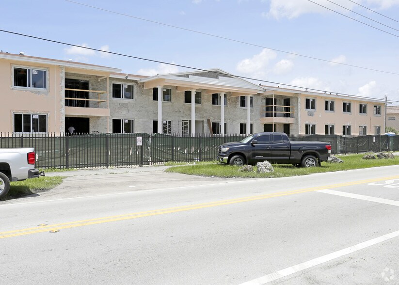 Prestige Waterfront Luxury Soon) North Miami, FL