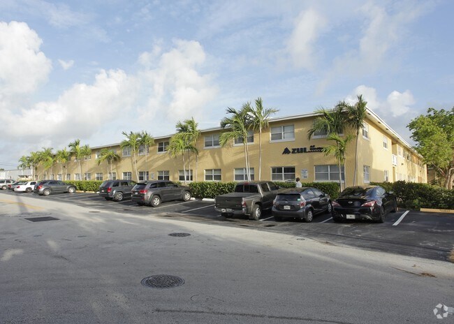 Azul at Kimberly Lakes Oakland Park, FL Apartment Finder