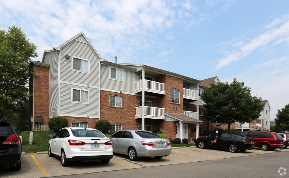 Carriage Square Loveland, OH Apartment Finder