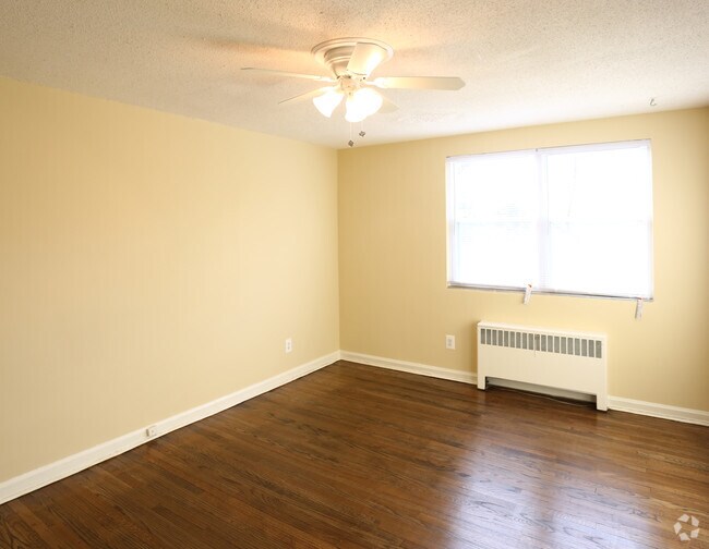 bala cynwyd chat rooms So much character and charm in this three bedroom row home located in bala cynwyd unique rooms, build in storage, bear claw tub, naturally lit rooms, outdoor space, and so much more. bala cynwyd chat rooms So much character and charm in this three bedroom row home located in bala cynwyd unique rooms, build in storage, bear claw tub, naturally lit rooms, outdoor space, and so much more.