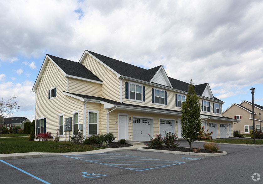 The Meadows Luxury Apartments The Meadows Luxury Apartments