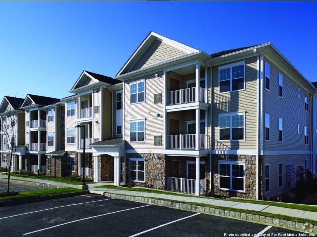 Woodmont Mews - Bethlehem, PA | Apartment Finder