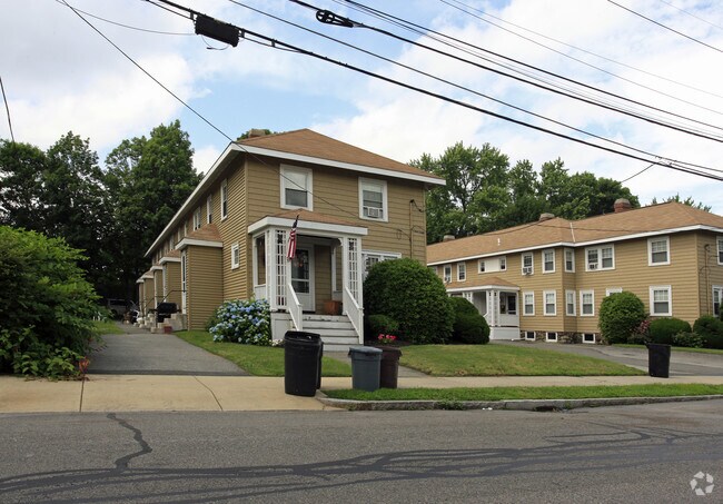 3537 Richardson St Wakefield, MA Apartment Finder