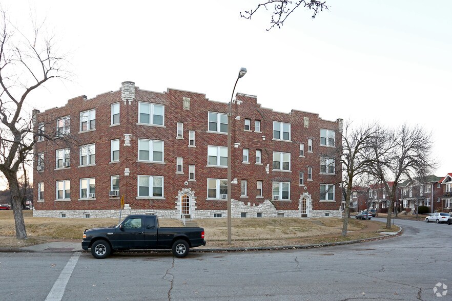 South Town Apartments Saint Louis, MO Apartment Finder