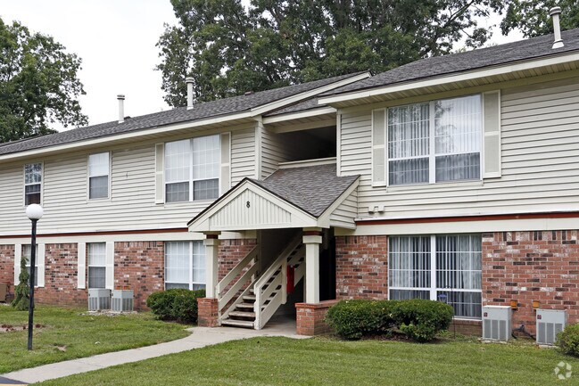 Village Green Angola, IN Apartment Finder