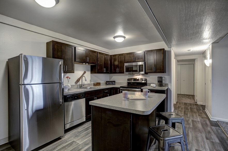 The Landing Apartments Kalamazoo, MI Apartment Finder