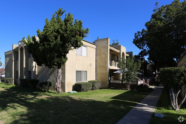 Silver Oak Apartments El Cajon Ca Apartment Finder Silver Oak Apartments