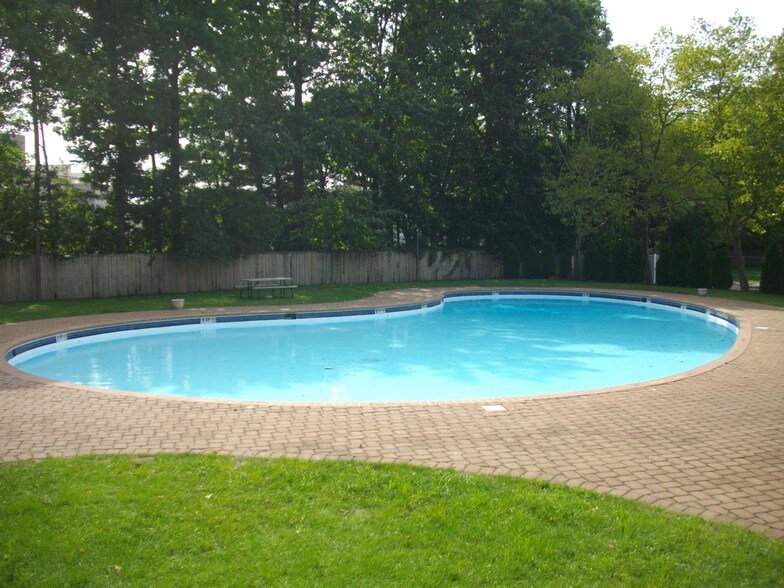 North Village Apartments Brunswick Nj Apartment Finder