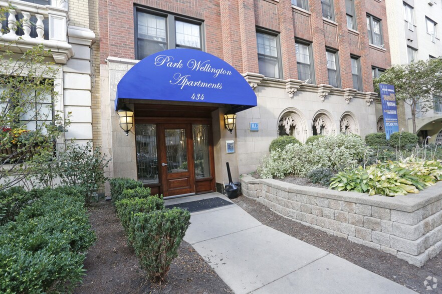 Park Wellington Apartments Chicago Park Wellington Apartments Chicago