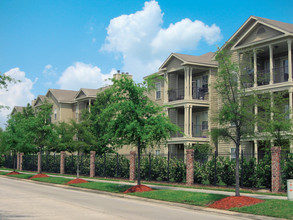 Botanica Apartments - Mandeville, LA | Apartment Finder