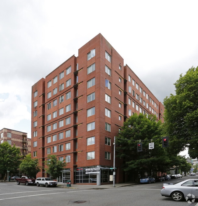Hamilton West Apartments Portland, OR Apartment Finder
