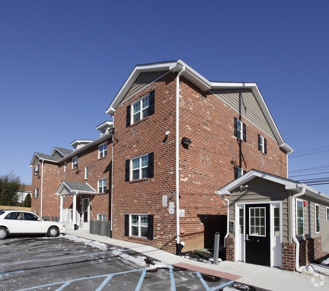 Lakewood Apartments Middletown, DE Apartment Finder