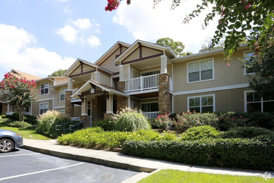 Riverside House Apartments - Atlanta, GA | Apartment Finder Riverside House Apartments - Atlanta, GA | Apartment Finder