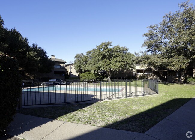 The Falls And Oak Village Apartments Fort Worth The Falls And Oak Village Apartments Fort Worth