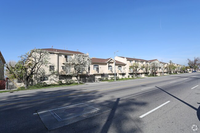 Sunset Gardens Apartments Canoga Park Sunset Gardens Apartments Canoga Park
