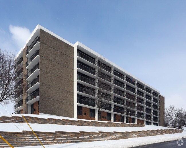 Wadsworth Tower Wadsworth, OH Apartment Finder