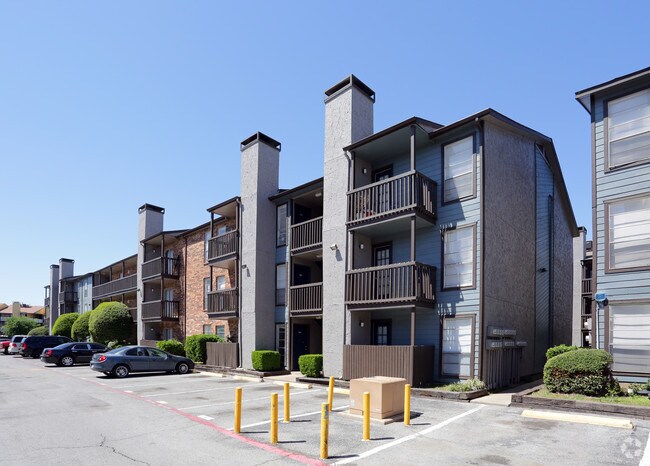 Chapel Oaks Apartments Dallas, TX Apartment Finder